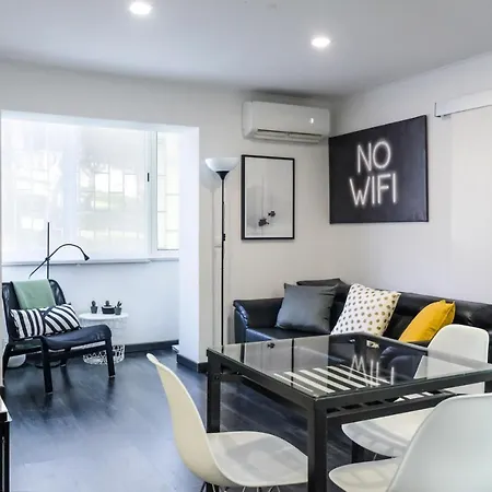 01 Nice Flat By Olivais Lisbona