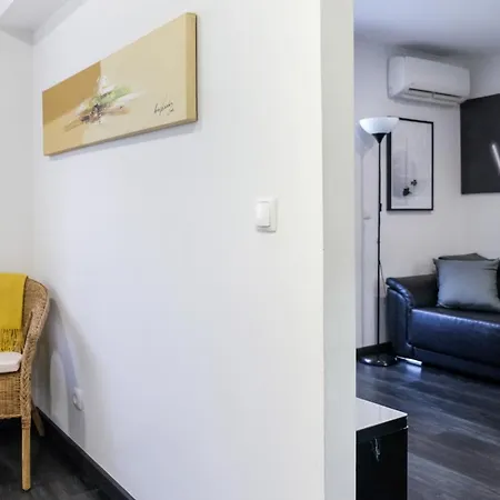01 Nice Flat By Olivais Appartamento